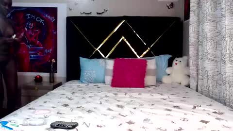 kirah online show from March 11, 2025, 2:21 am