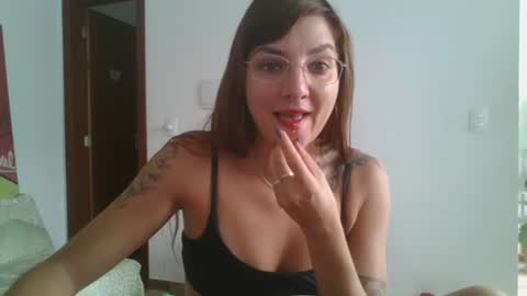 Snapshot of babydemon6 chatting on January 21, 2025, 11:56 am babydemon6 online show from January 21, 2025, 11:56 am
