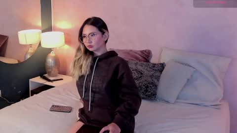 Snapshot of babyfoxxx_ chatting on May 26, 2026, 11:39 am babyfoxxx_ online show from May 26, 2026, 11:39 am