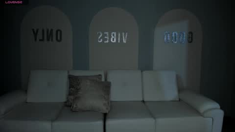 babyjanne_ online show from October 25, 2025, 11:29 am