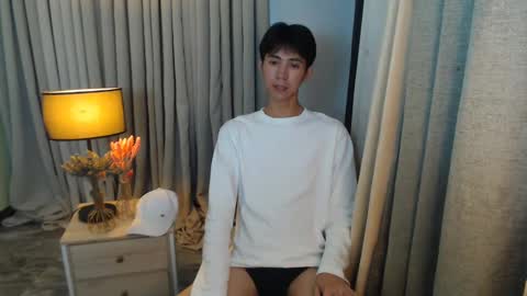 Snapshot of babymasterbater chatting on March 4, 2025, 12:33 pm call me james online show from March 4, 2025, 12:33 pm