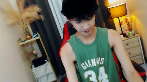 Snapshot of babymasterbater chatting on October 27, 2025, 5:50 pm call me james online show from October 27, 2025, 5:50 pm