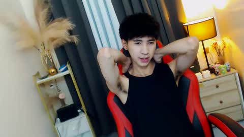 Snapshot of babymasterbater chatting on October 29, 2025, 12:07 pm call me james online show from October 29, 2025, 12:07 pm