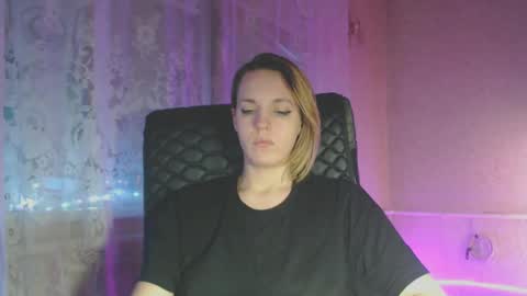 Snapshot of babymuro4ka chatting on January 20, 2025, 2:43 am Sonya online show from January 20, 2025, 2:43 am