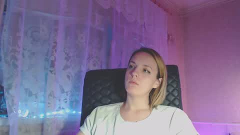 Snapshot of babymuro4ka chatting on January 23, 2025, 4:41 am Sonya online show from January 23, 2025, 4:41 am