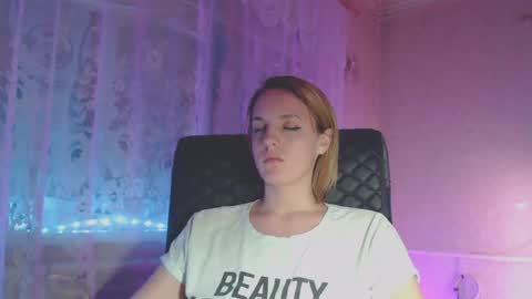 Snapshot of babymuro4ka chatting on January 24, 2025, 4:37 am Sonya online show from January 24, 2025, 4:37 am
