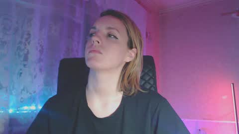 Snapshot of babymuro4ka chatting on February 6, 2025, 12:43 am Sonya online show from February 6, 2025, 12:43 am