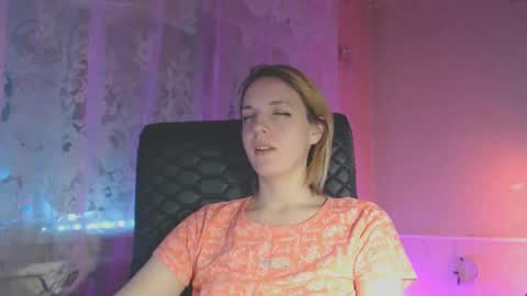 Snapshot of babymuro4ka chatting on February 17, 2025, 8:58 pm Sonya online show from February 17, 2025, 8:58 pm