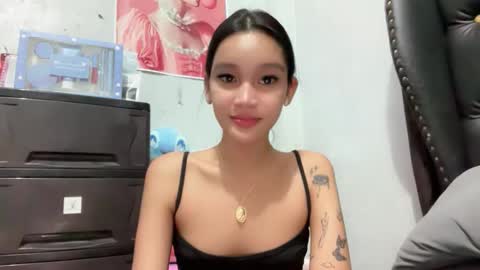 Nexie online show from December 4, 2025, 7:55 pm