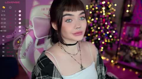 Nika online show from January 10, 2025, 11:18 pm