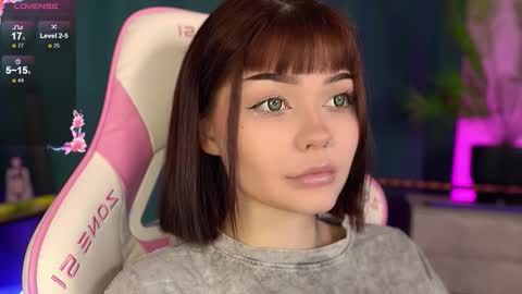 Nika online show from October 5, 2025, 9:34 pm