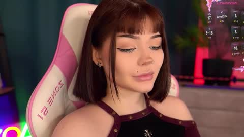 Nika online show from October 9, 2025, 9:35 pm