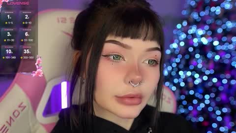 Nika online show from December 20, 2025, 4:03 pm