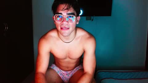 Snapshot of babysebasxxx chatting on October 24, 2025, 3:25 am sebas online show from October 24, 2025, 3:25 am