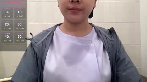 Baby Unicorn online show from December 16, 2025, 1:21 am