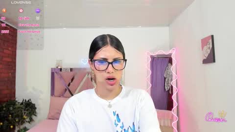  VENU  online show from March 22, 2026, 3:32 am