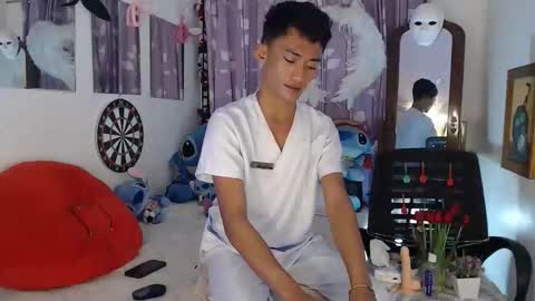 Snapshot of bad_boy_in_bed chatting on September 29, 2025, 6:35 pm jay online show from September 29, 2025, 6:35 pm