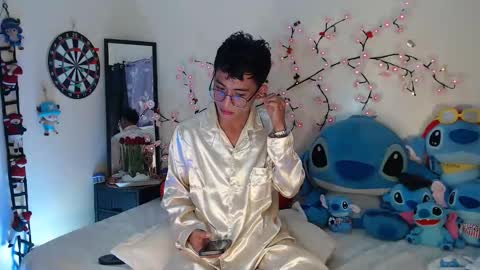 Snapshot of bad_boy_in_bed chatting on February 8, 2026, 4:32 pm jay online show from February 8, 2026, 4:32 pm