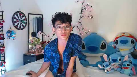 Snapshot of bad_boy_in_bed chatting on March 27, 2026, 7:46 pm jay online show from March 27, 2026, 7:46 pm