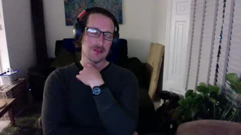 Snapshot of bad_dad43 chatting on April 24, 2026, 12:35 am Bad dad43 online show from April 24, 2026, 12:35 am
