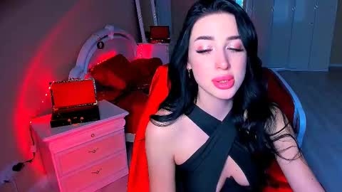 Miss Desire...do you remember online show from December 7, 2024, 10:12 am