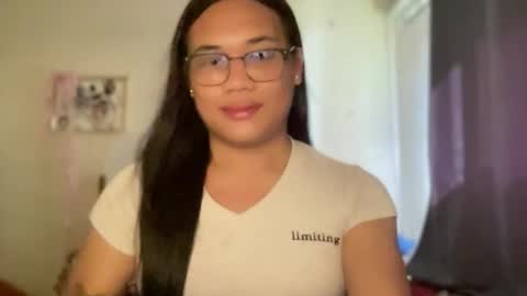 AMARA - FOLLOW ME AND THUMBS UP online show from April 14, 2026, 1:11 am