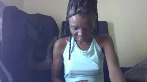 Snapshot of baddie_floxxy chatting on May 12, 2026, 7:44 pm baddie_floxxy online show from May 12, 2026, 7:44 pm