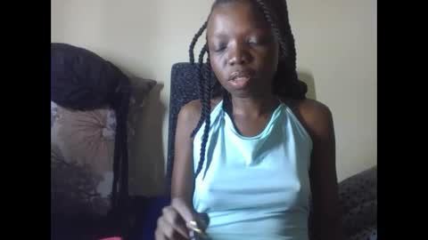 Snapshot of baddie_floxxy chatting on May 21, 2026, 5:03 am baddie_floxxy online show from May 21, 2026, 5:03 am