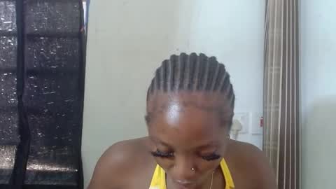 Snapshot of baddiebitchx chatting on April 14, 2026, 11:38 am baddiebitchx online show from April 14, 2026, 11:38 am