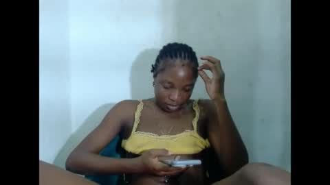 Snapshot of baddiebitchx chatting on May 2, 2026, 12:15 am baddiebitchx online show from May 2, 2026, 12:15 am