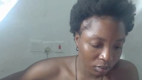 baddiebitchx online show from June 16, 2026, 10:56 pm