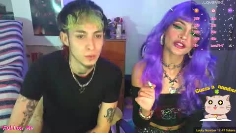 Dan  Lila  online show from November 14, 2025, 8:40 pm