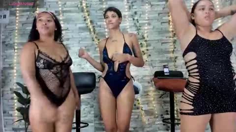 candy and dayan online show from September 23, 2025, 11:30 pm