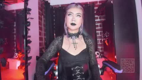 Snapshot of badkatyuska chatting on September 28, 2025, 4:01 pm Please help me to reach 100 thumbs up online show from September 28, 2025, 4:01 pm