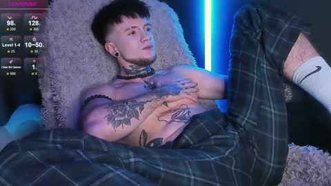 Snapshot of badrabbit__ chatting on December 10, 2024, 6:49 pm Alex online show from December 10, 2024, 6:49 pm