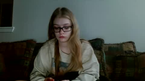 baeblondie online show from March 5, 2025, 6:34 pm