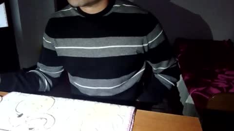 baiat_frumusel online show from October 3, 2025, 9:39 am