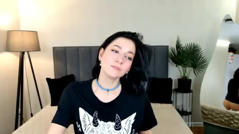 Snapshot of baileelynn chatting on May 10, 2026, 12:43 pm Bailyn online show from May 10, 2026, 12:43 pm