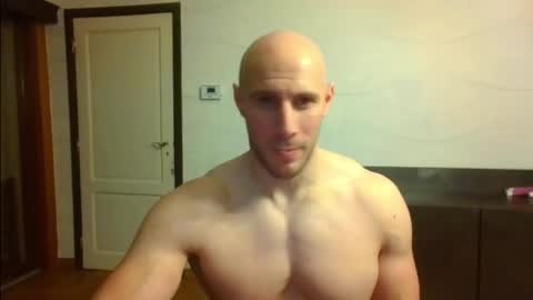 Snapshot of baldyboyy chatting on December 8, 2024, 4:07 pm baldyboyy online show from December 8, 2024, 4:07 pm