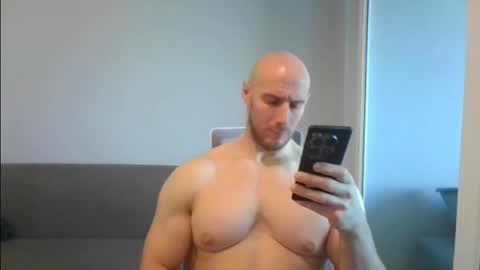 Snapshot of baldyboyy chatting on January 9, 2025, 4:19 am baldyboyy online show from January 9, 2025, 4:19 am