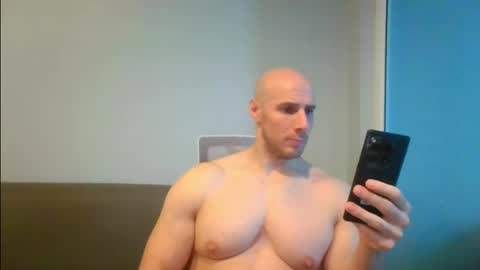 Snapshot of baldyboyy chatting on January 30, 2025, 3:55 am baldyboyy online show from January 30, 2025, 3:55 am