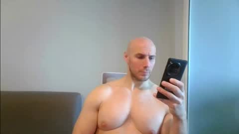 Snapshot of baldyboyy chatting on February 2, 2025, 3:32 am baldyboyy online show from February 2, 2025, 3:32 am