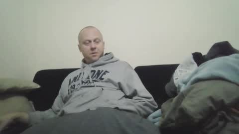 Snapshot of ballzrockwell chatting on October 30, 2025, 3:46 pm ballzrockwell online show from October 30, 2025, 3:46 pm