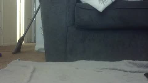 Snapshot of bam10inch chatting on December 2, 2025, 5:52 pm b online show from December 2, 2025, 5:52 pm