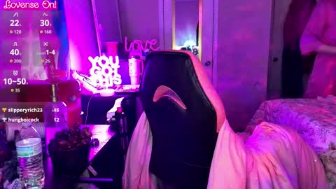 Snapshot of bambibimbosparkles chatting on February 11, 2026, 6:51 am Bambi Sparkles TS online show from February 11, 2026, 6:51 am