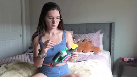 bambifarrina online show from October 10, 2025, 4:17 pm