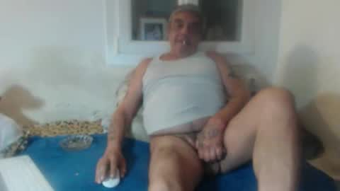 Snapshot of bambino6060 chatting on November 12, 2025, 9:47 pm bambino6060 online show from November 12, 2025, 9:47 pm