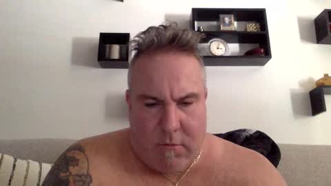 banana5289 online show from February 10, 2025, 8:00 pm