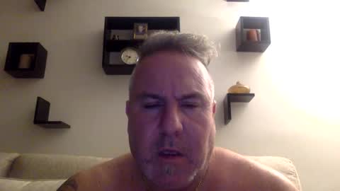 banana5289 online show from March 4, 2025, 2:38 am