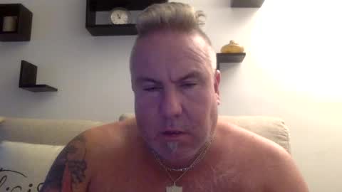 banana5289 online show from October 12, 2025, 3:00 pm